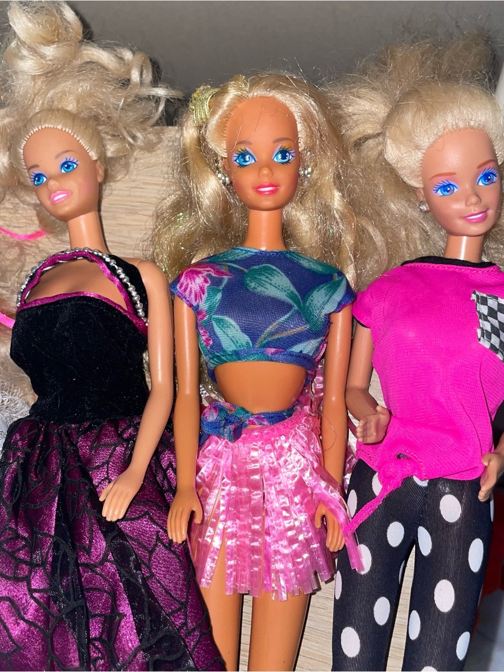 Vintage Barbie Dolls Various Years And Doll Types - Picture 4 of 6